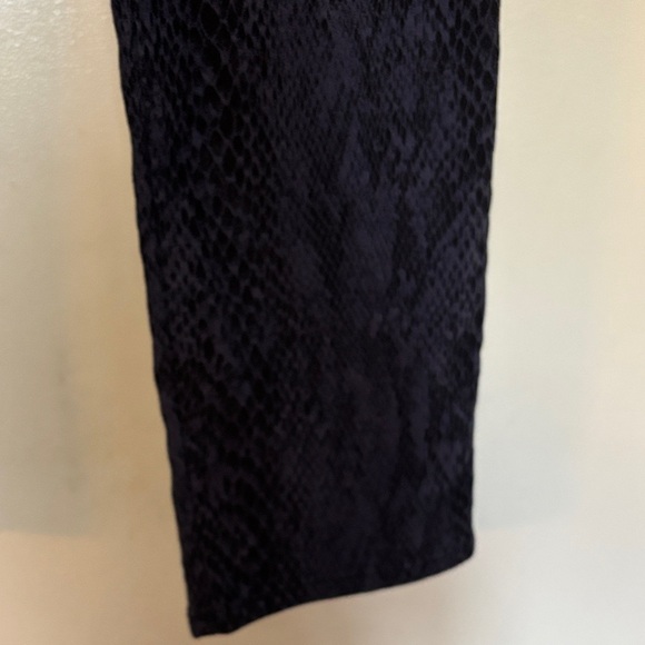 Blue and black snake skin print jeans - Picture 2 of 7